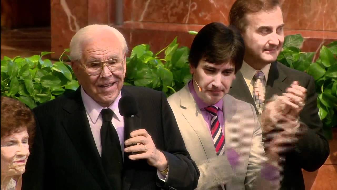 Honoring Dr Schuller