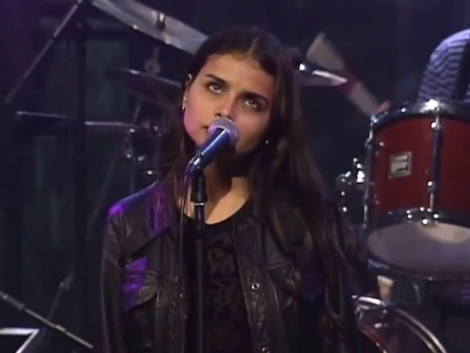 Hope Sandoval w/The Jesus & Mary Chain - Sometimes Always,  LIVE on MTV - 1994, Oct. 24
