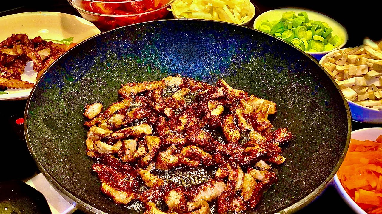 frittiertes Kalbfleisch mit Wok Gem&uuml;se im Asia Style Wokgericht Wok Rezept mit Rindfleisch 😋