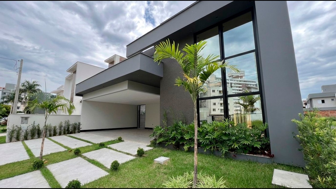 Essa casa me surpreendeu pelo tamanho dos quartos! Casa térrea no bairro Pedra Branca, Palhoça