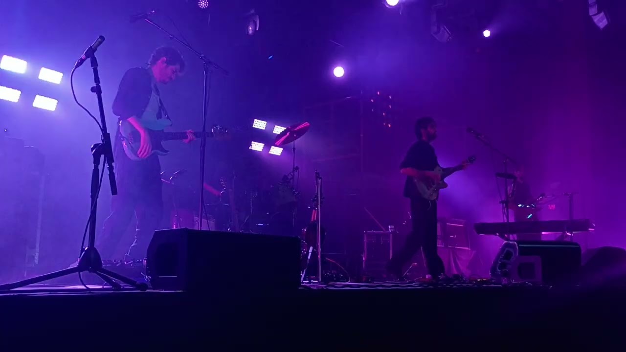 (Sandy) Alex G 