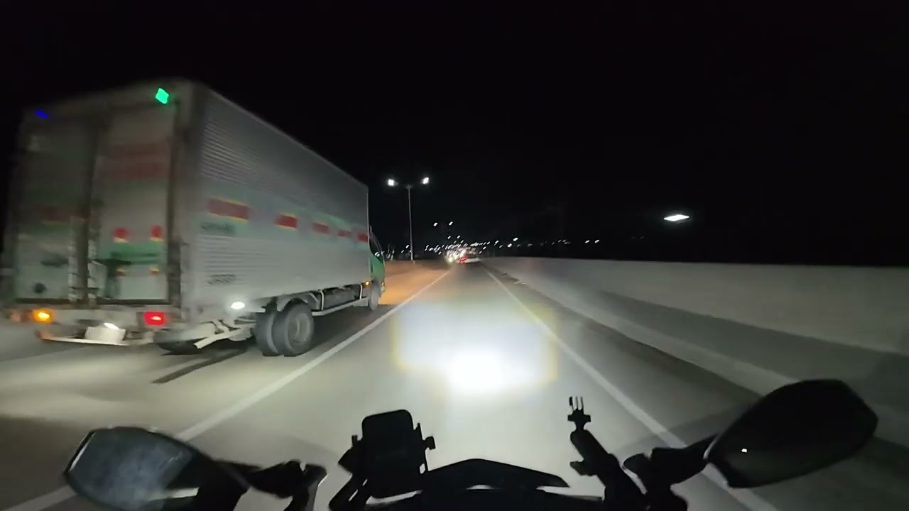 Balagtas bypass road,,umaambon pa.