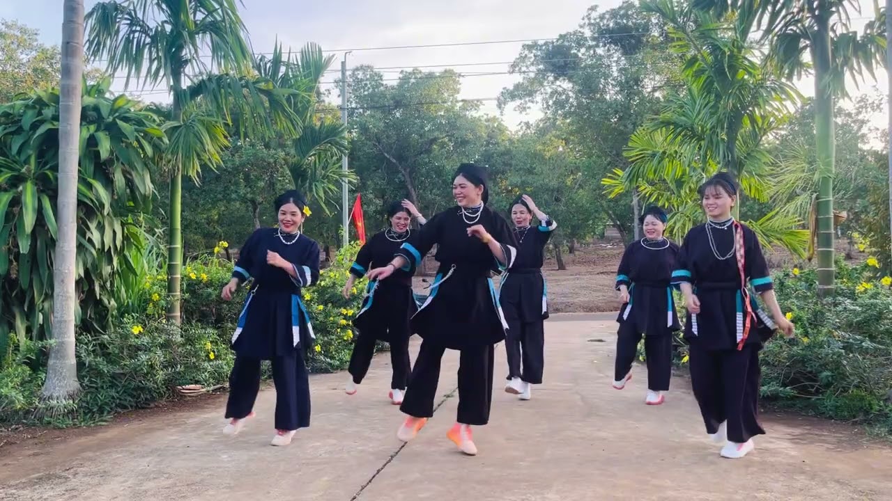 Ngày tết quê em | Nhóm Bờ Suối 