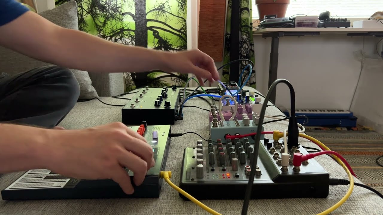 'Everyday Couch Ambient Jam' (Soma Cosmos, Chase Bliss, Micro Freak) #ambientmusic #relaxingsounds