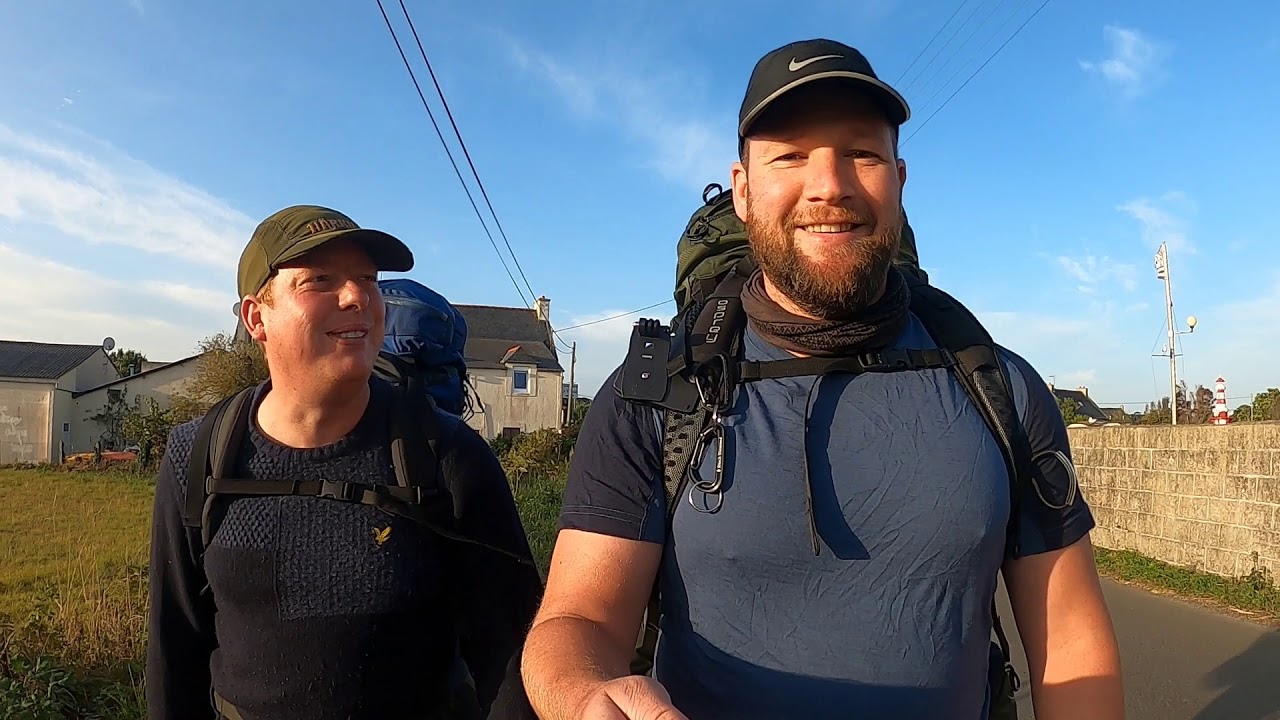 Hiking GR 34 (CÔTE DE GRANIT ROSE )