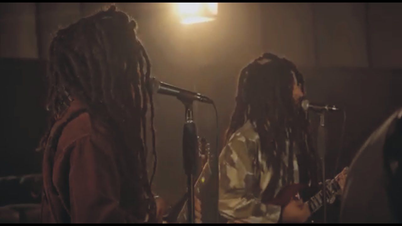 Mellow Mood - I'm Hurting Inside