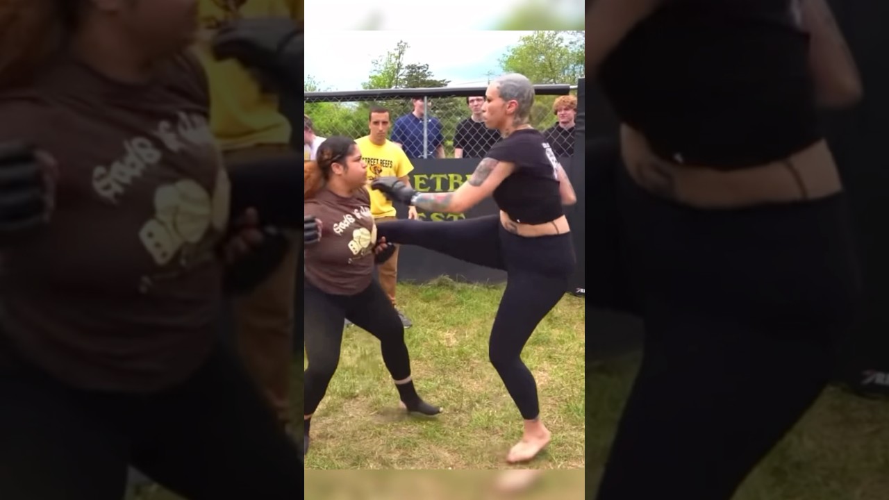 These ladies both wanted the smoke 💨👊