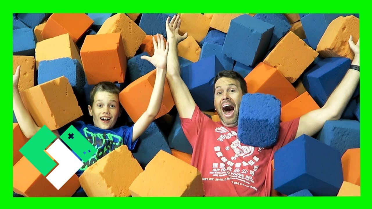 BOYS JUMPING AT SKY ZONE (Day 1559) | Clintus.tv