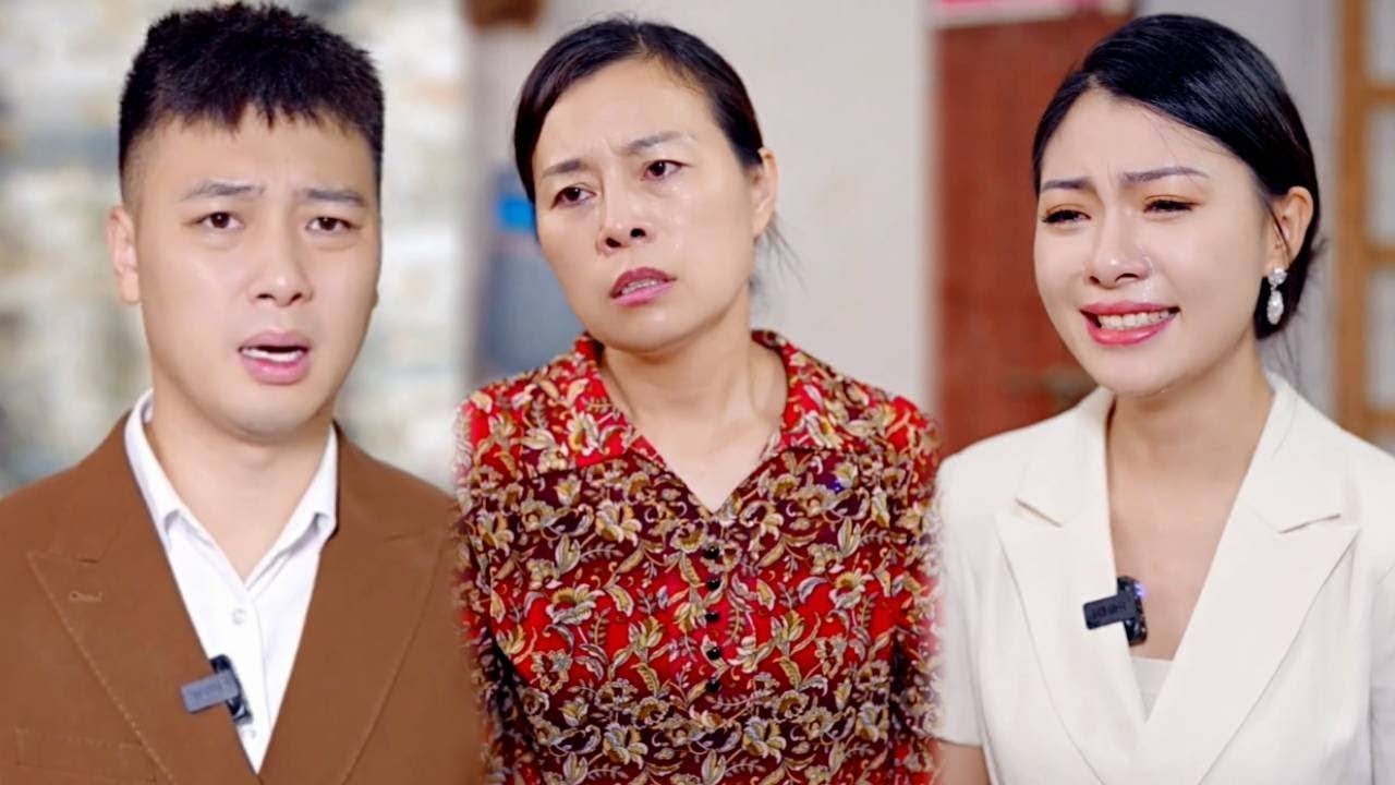 母親怕拖累兒子一家，偷偷跑回農村，媳婦發現真相後瞬間淚目！ 【索朗的故事】#生活#情感#正能量
