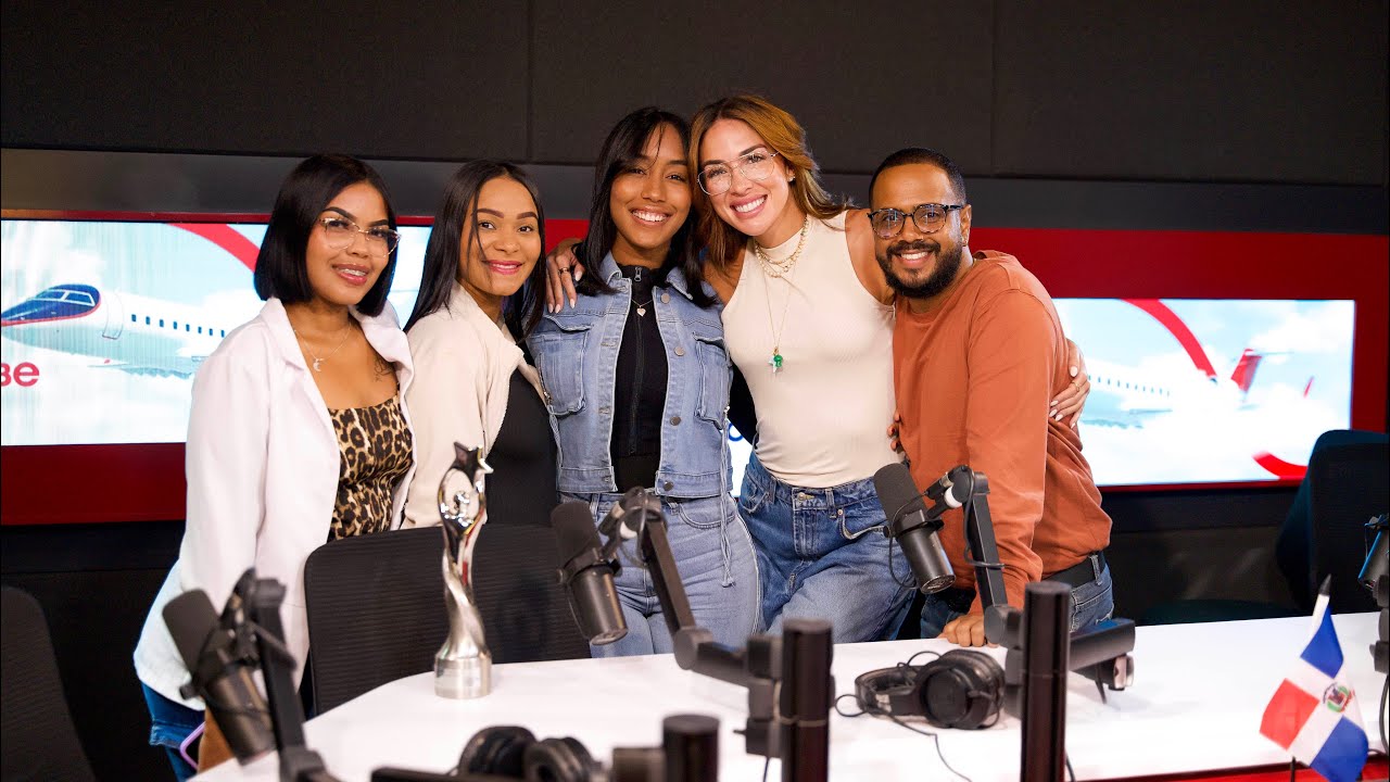 DETRÁS DE CÁMARA DE la ENTREVISTA De NANY FLOW Y PARTE DEL EQUIPO 