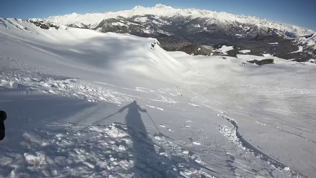 2020 Powder Skiing on UK Ski Test in Pila