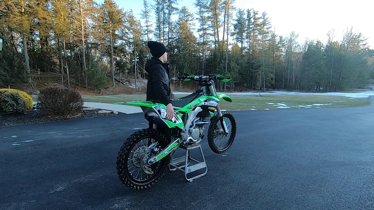 KX250F WITH FMF 4.1 TITANIUM EXAUST STARTUP AND REV