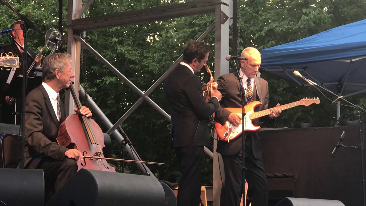 Lyle Lovett and His Large Band - Cute as a Bug (Rock Hill, SC) August 12, 2018