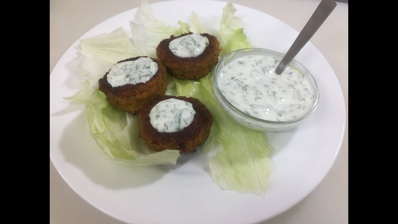 לביבות כרישה,בטטה.   שומר וגבעולי סלרי  עם ציזיקי. יוגורט עיזים