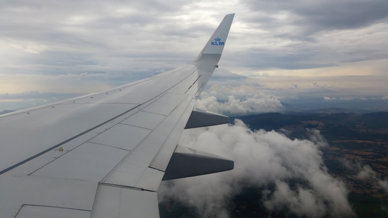 KLM Boeing 737-800 - Landing At Rome Fiumicino Airport