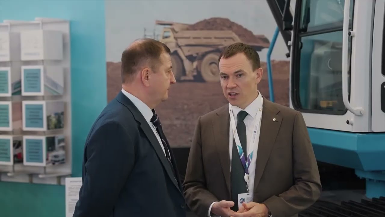 Экскаватор ЧЕТРА на газовом форуме
