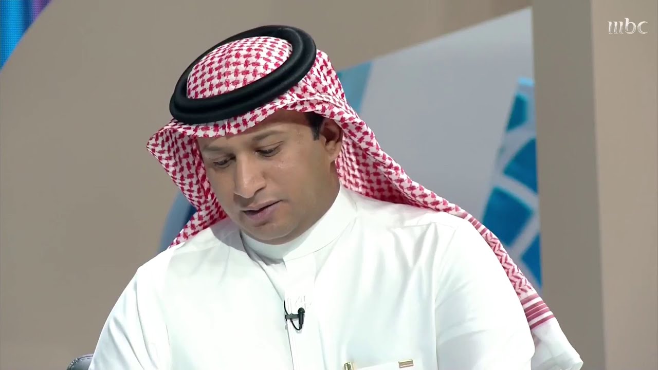 ما رأي الشيخ صالح المغامسي في مسألة فتح المحلات وقت الصلاة؟
