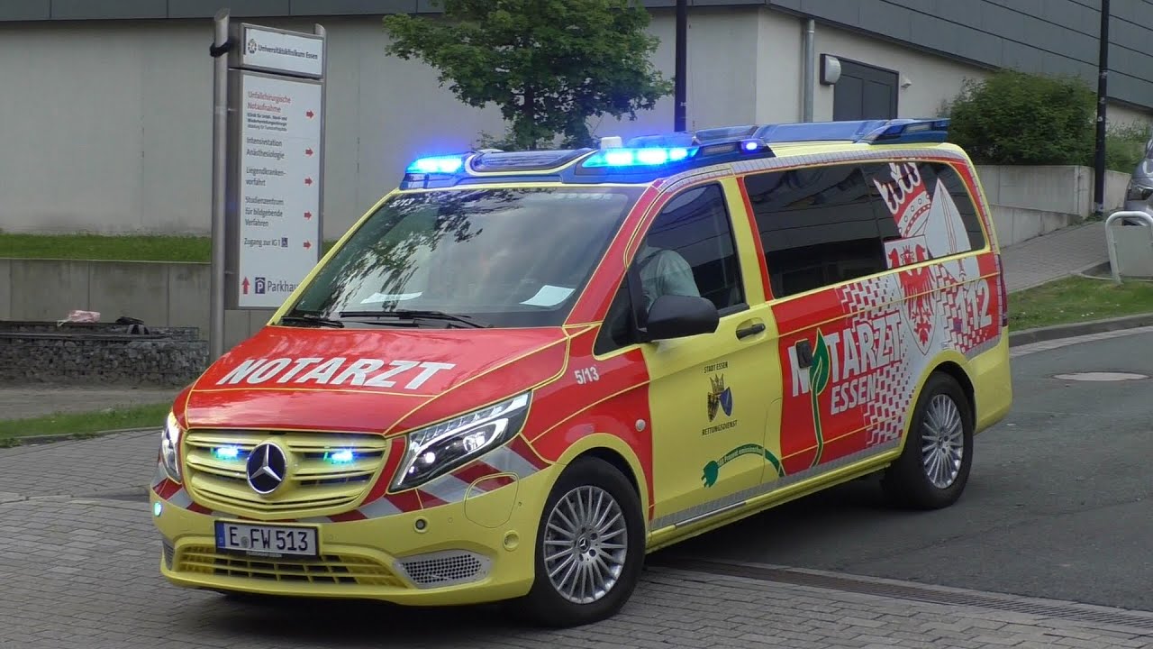 [Neues Elektro-NEF] ~ Neues NEF + Neuer RTW der Feuerwehr Essen auf Einsatzfahrt