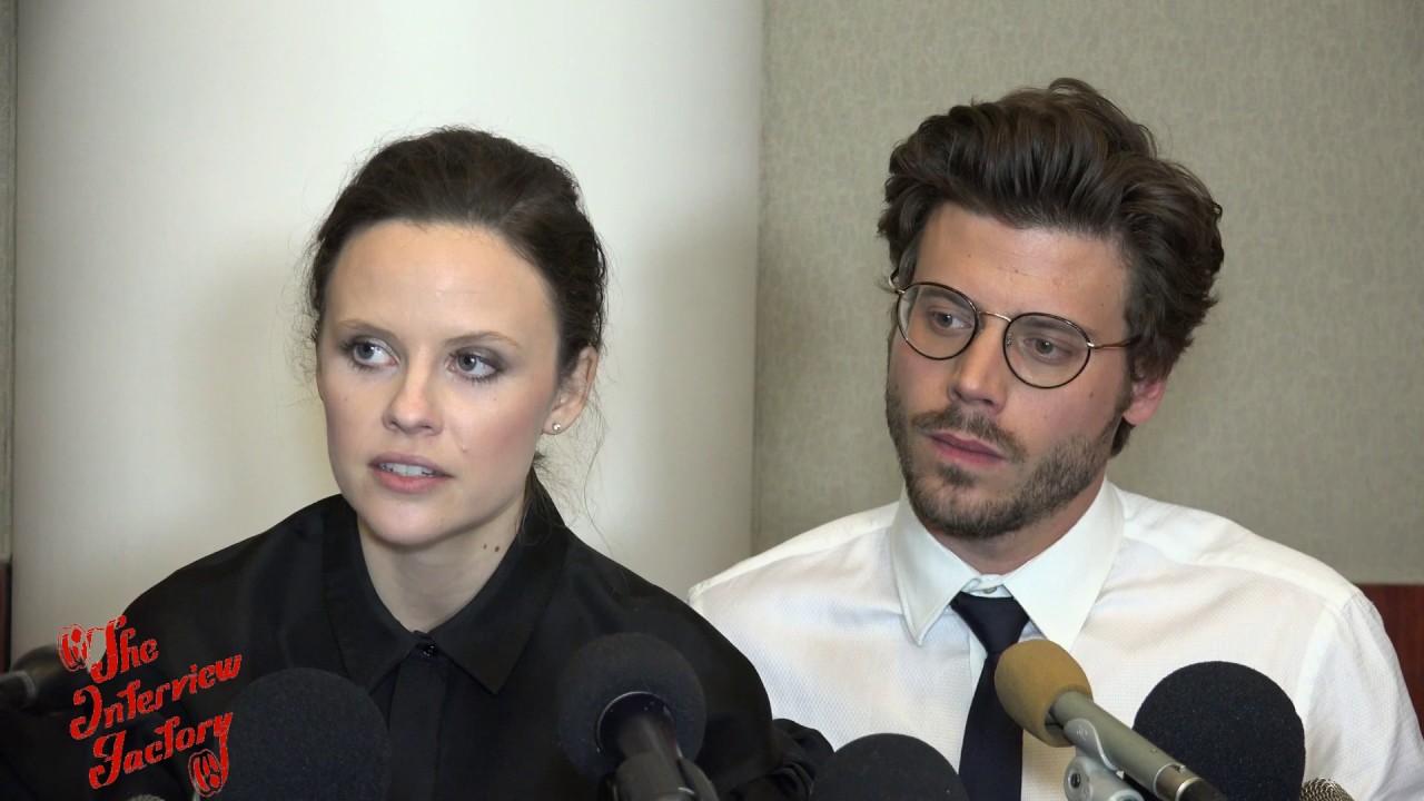 Midnight Texas stars Sarah Ramos & Francois Arnaud and the character's background.