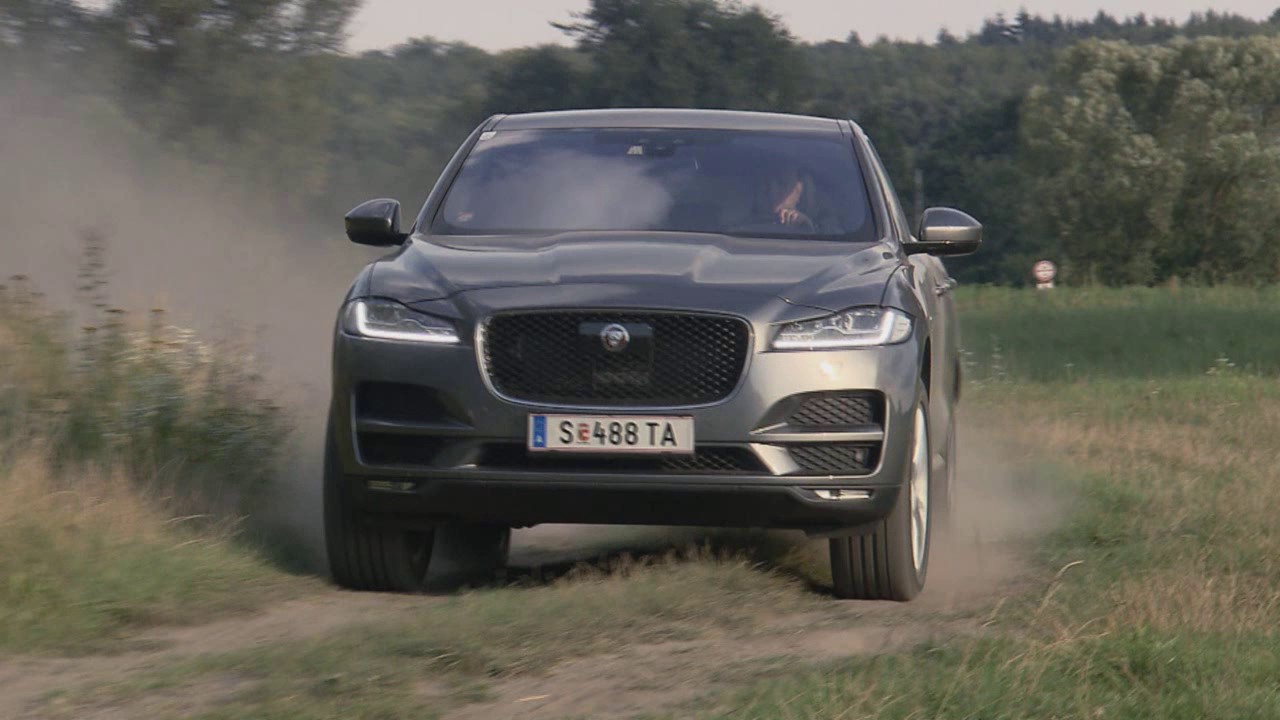 Maserati Levante Autosalon 05 2017