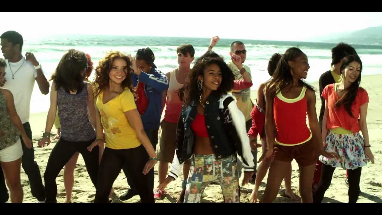 Angelique Sabrina- Pull Up Official Music Video