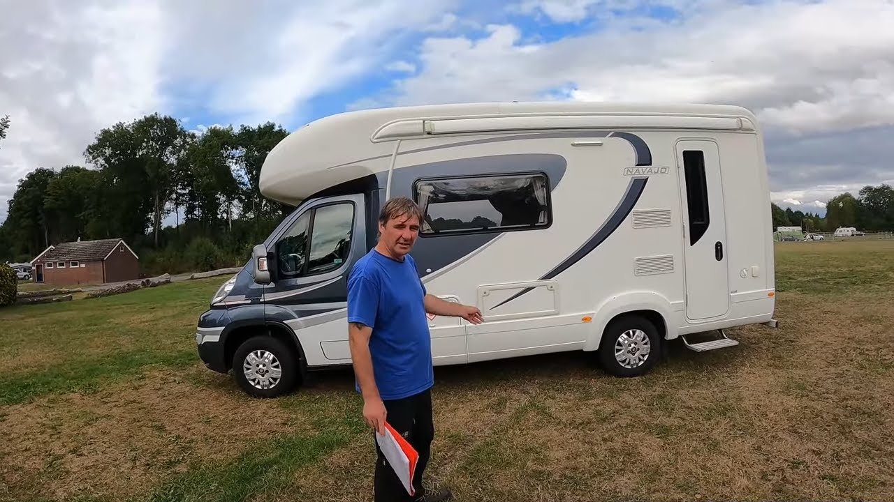 AutoTrail Motorhome Review - TWO BERTH !