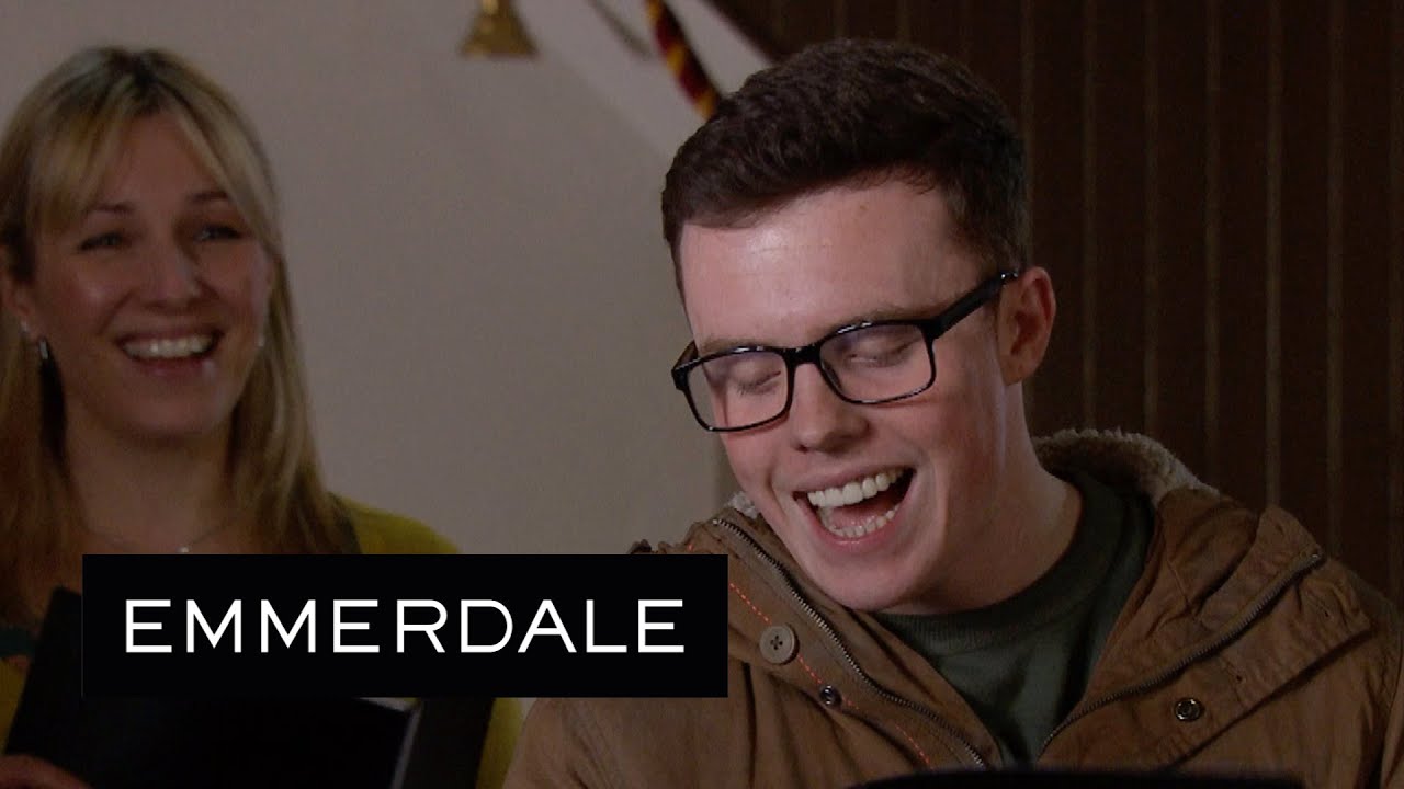 Emmerdale - Vinny Sings Chesney Hawkes 'The One And Only'