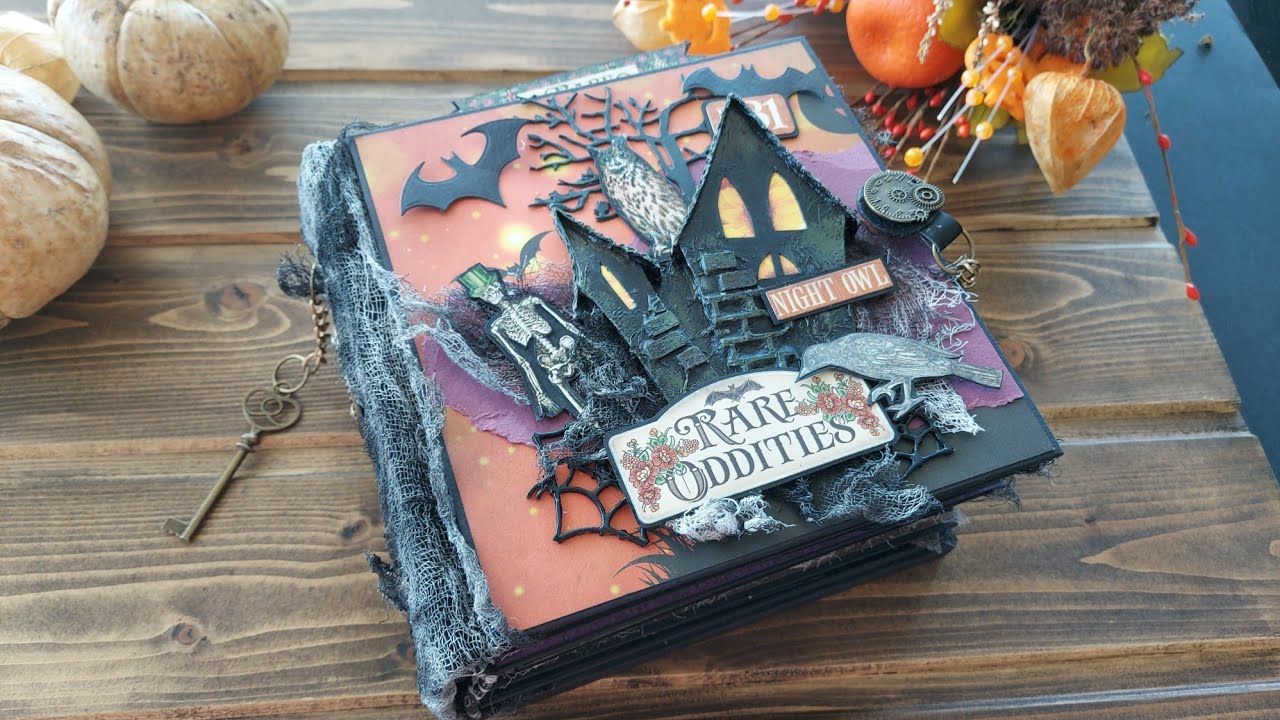 Halloween interactive pop up mini album. Mix of Graphic 45 papers.