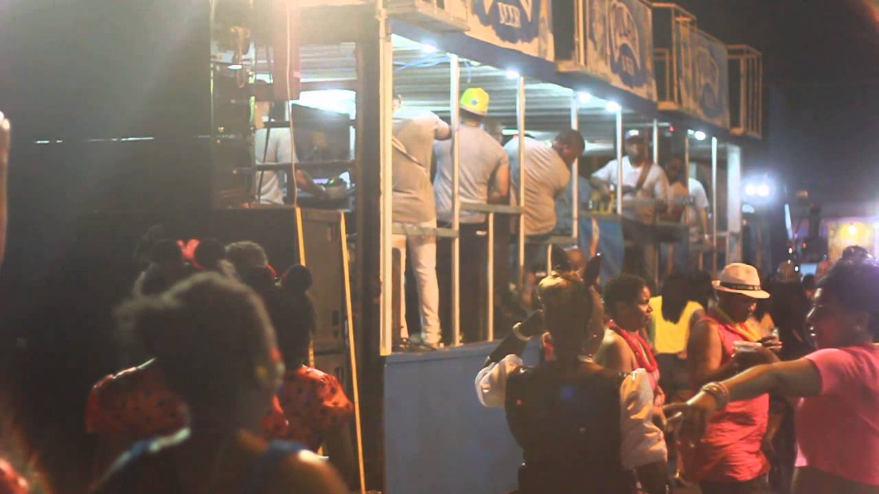 Gio Fuertisimo Teens Parade 2015
