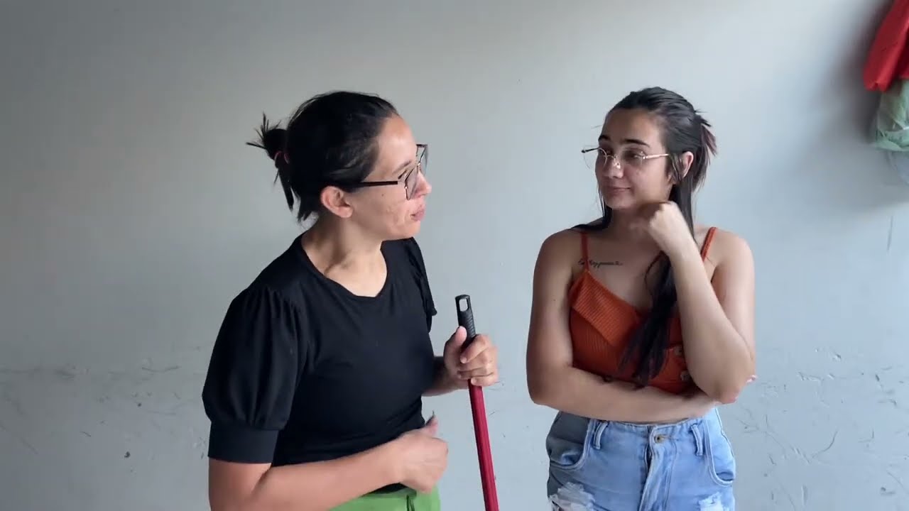 Uma denúncia que Claudinha recebeu ela precisa descobrir quem fez isso