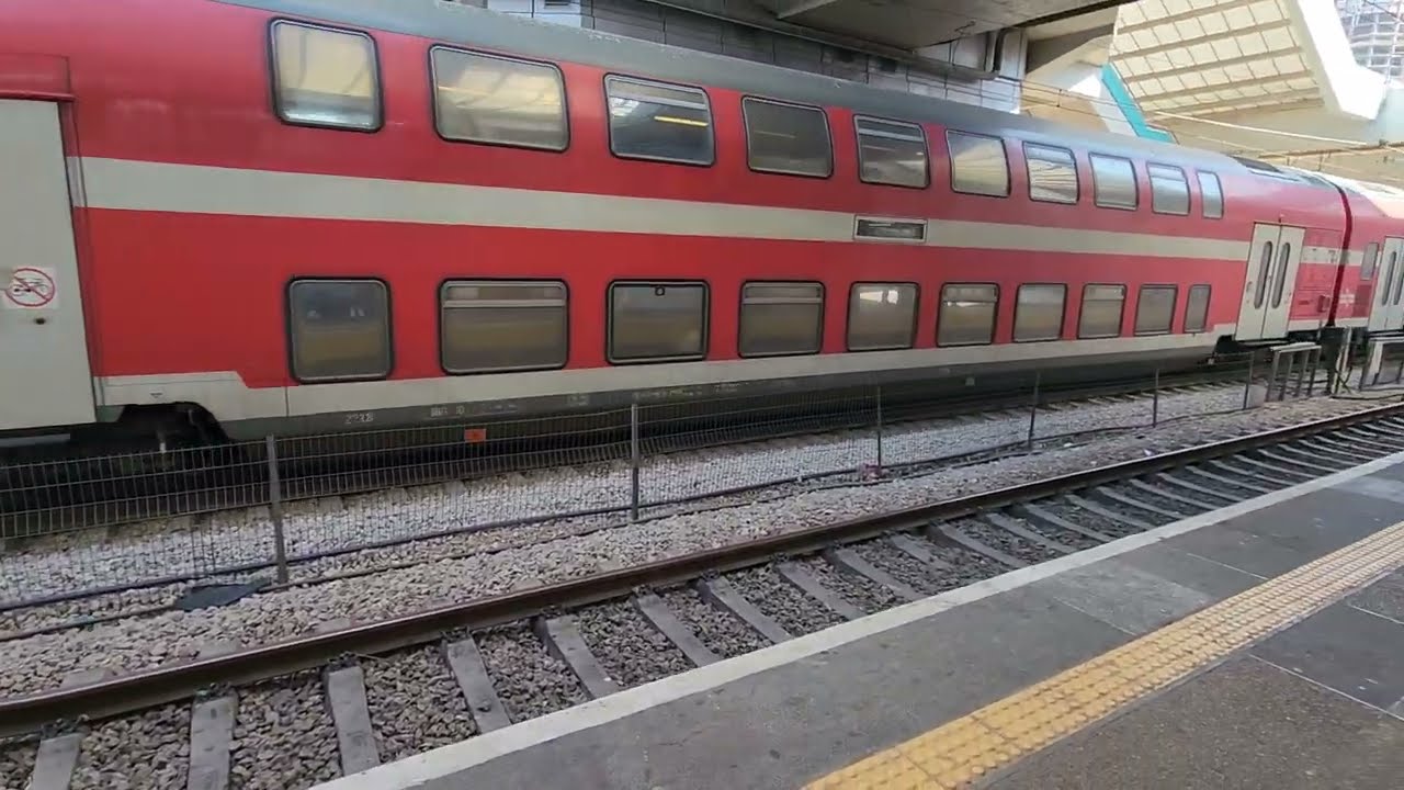 רכבות נכנסות ויוצאות ברציפים 1 2 3 4 5 6 בתחנת תל אביב סבידור מרכז יום שני חלק ב