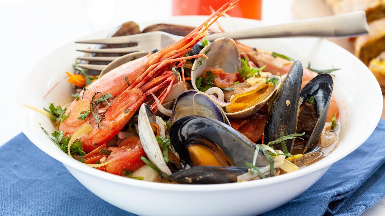 How to Make an Italian Fish Soup - Seafood Soup Recipe - Zuppa Di Pesce