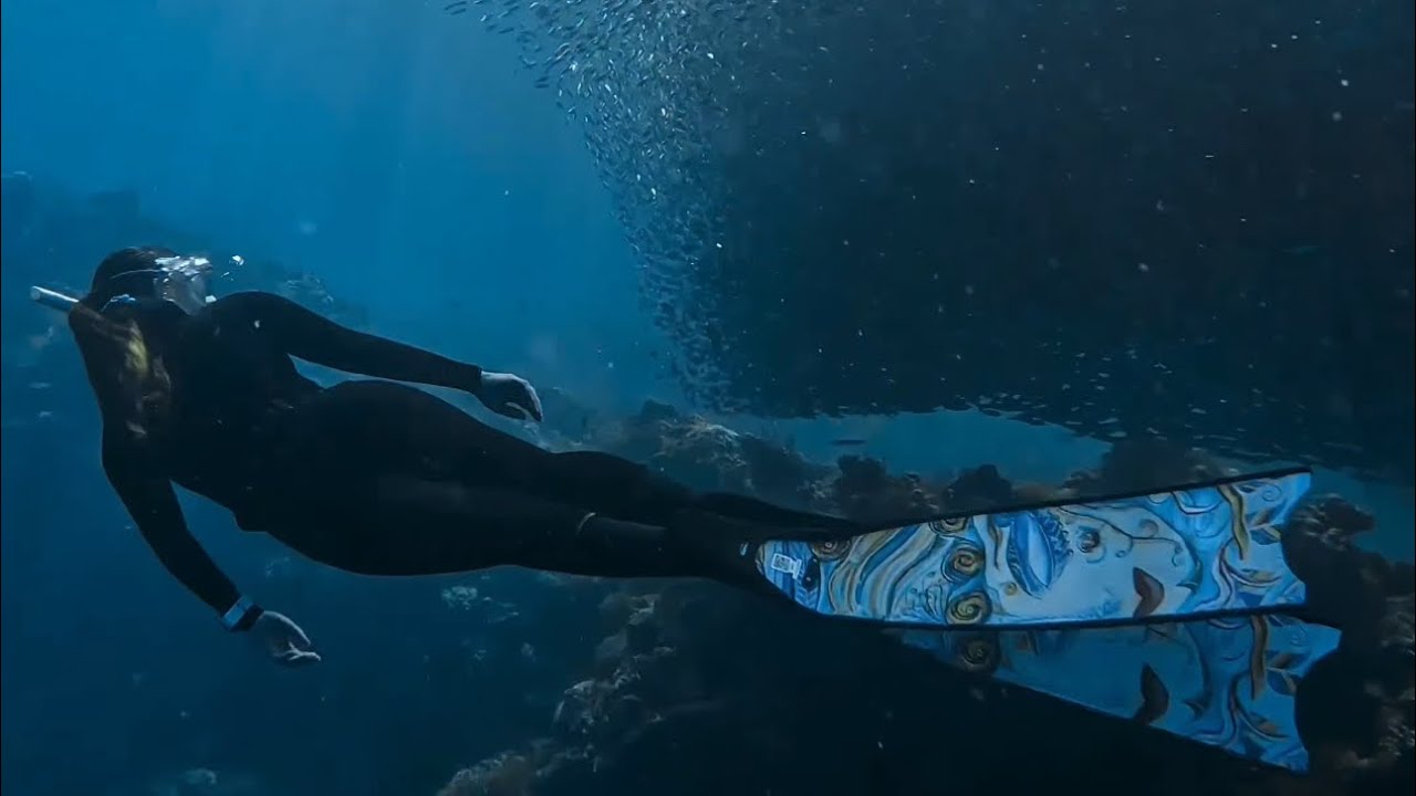 Moments of Relaxation and Unwinding/ Freediving