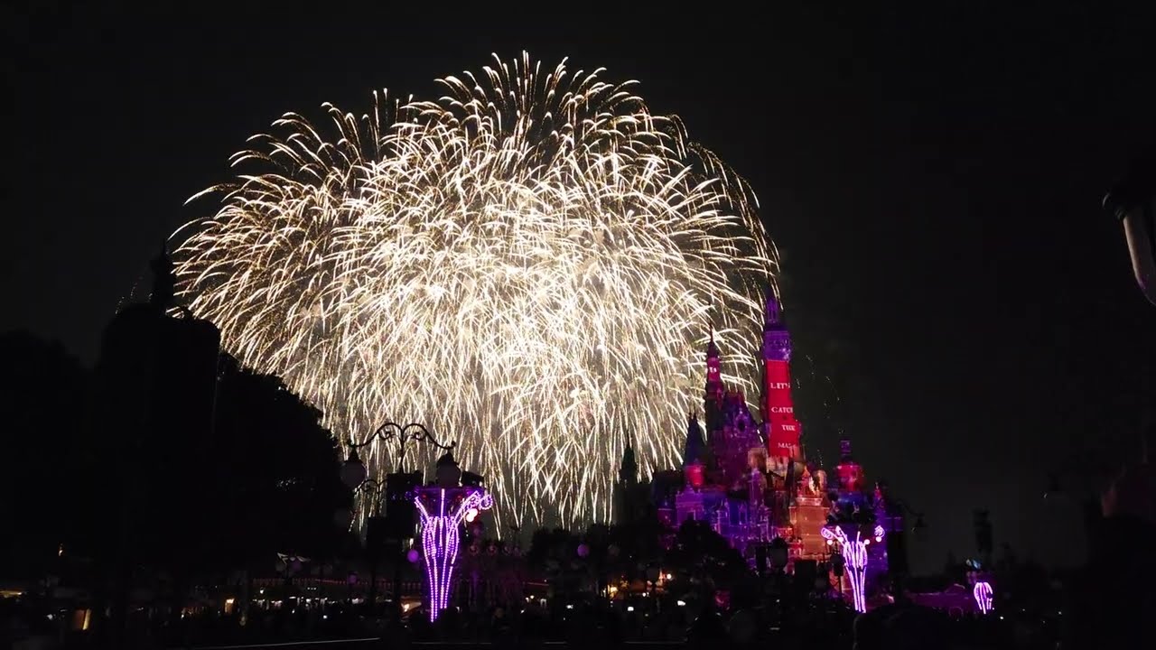 Spring Festival Celebration: “Our Families” 新春庆典: 属于你的家-Shanghai Disneyland - Shanghai Disney Resort