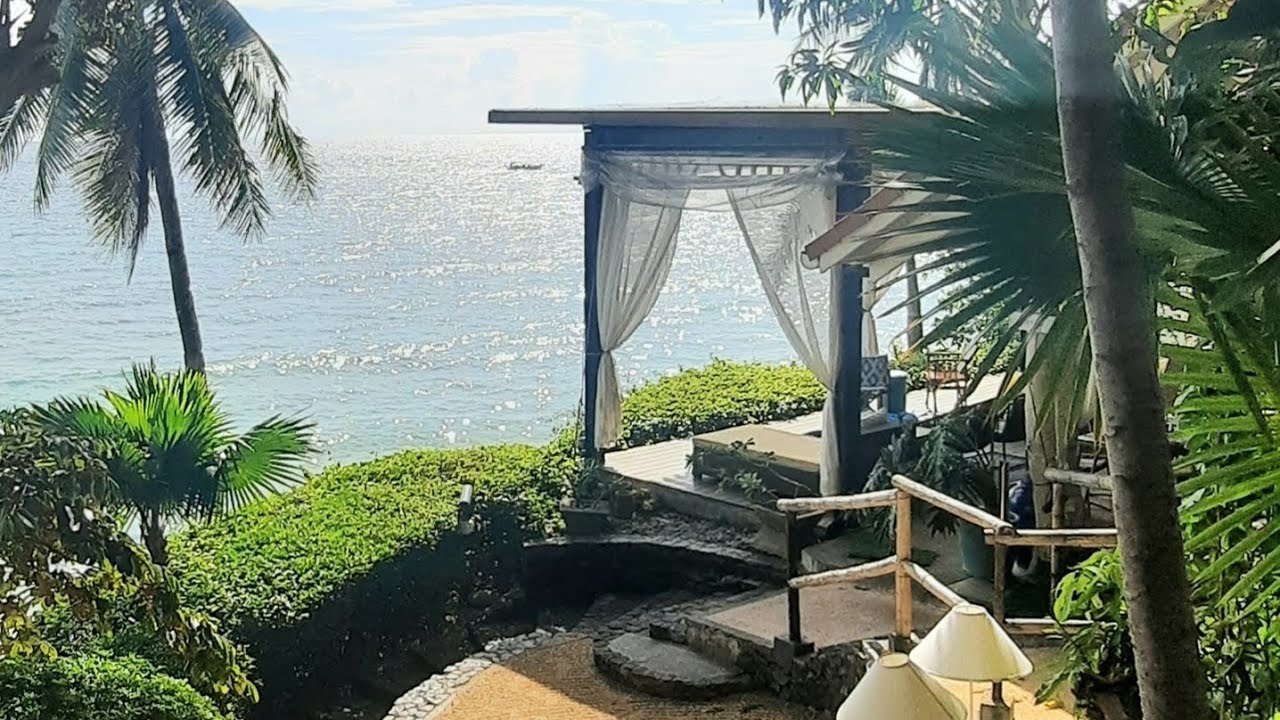 Vivere Azure ,  Anilao Batangas  (The best sunset view )