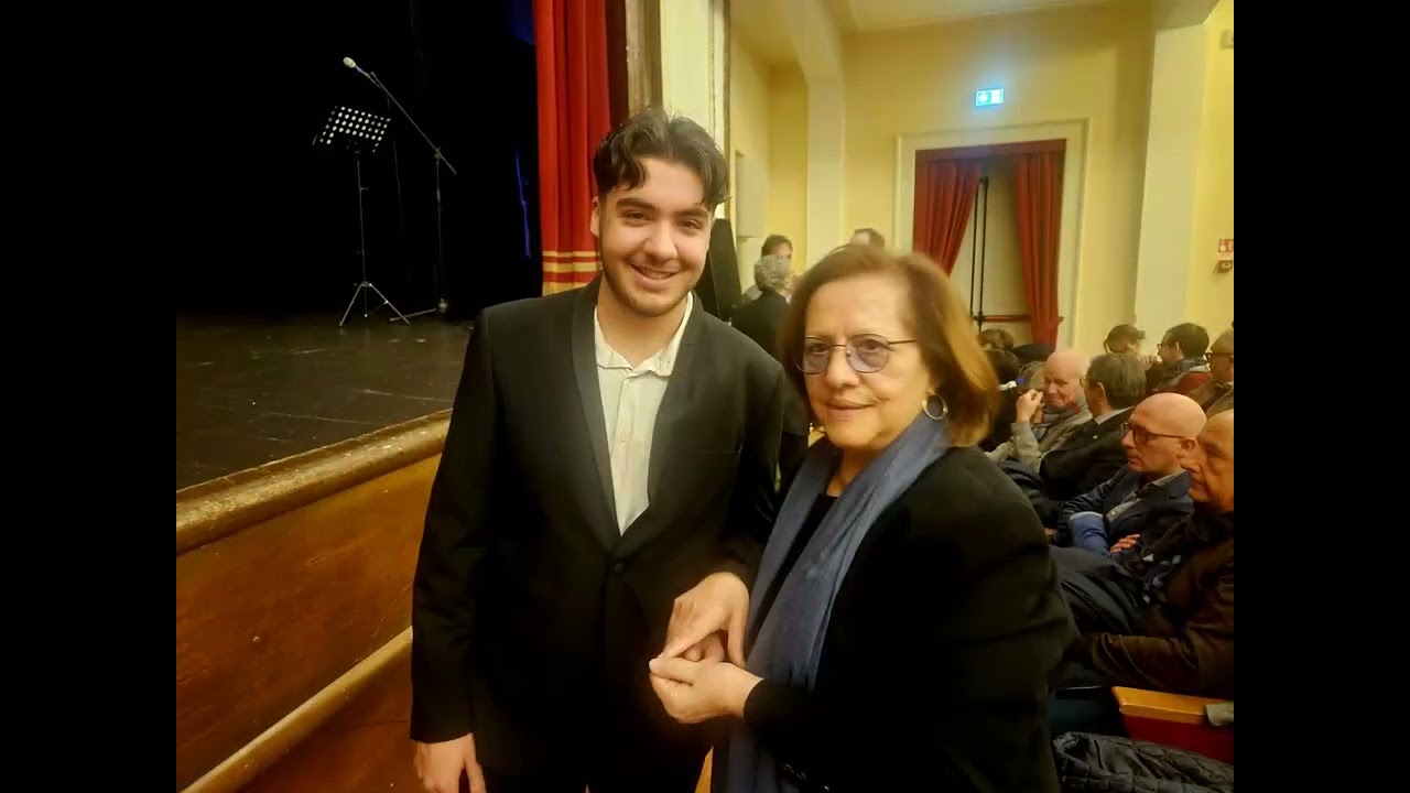 𝐈𝐎 𝐒𝐎𝐍𝐎 𝐔𝐍 𝐒𝐄𝐌𝐄 al Teatro Tirinnanzi. Un anno di vita del Presidio Scolastico “Marcella Di Levrano”