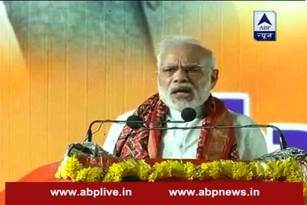 Shoot me if you want, not Dalits: PM Modi