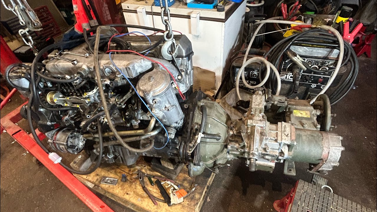 Volvo Tgb 11, C303 with Mercedes Om603 Turbo Diesel, Clutch and Gearbox.
