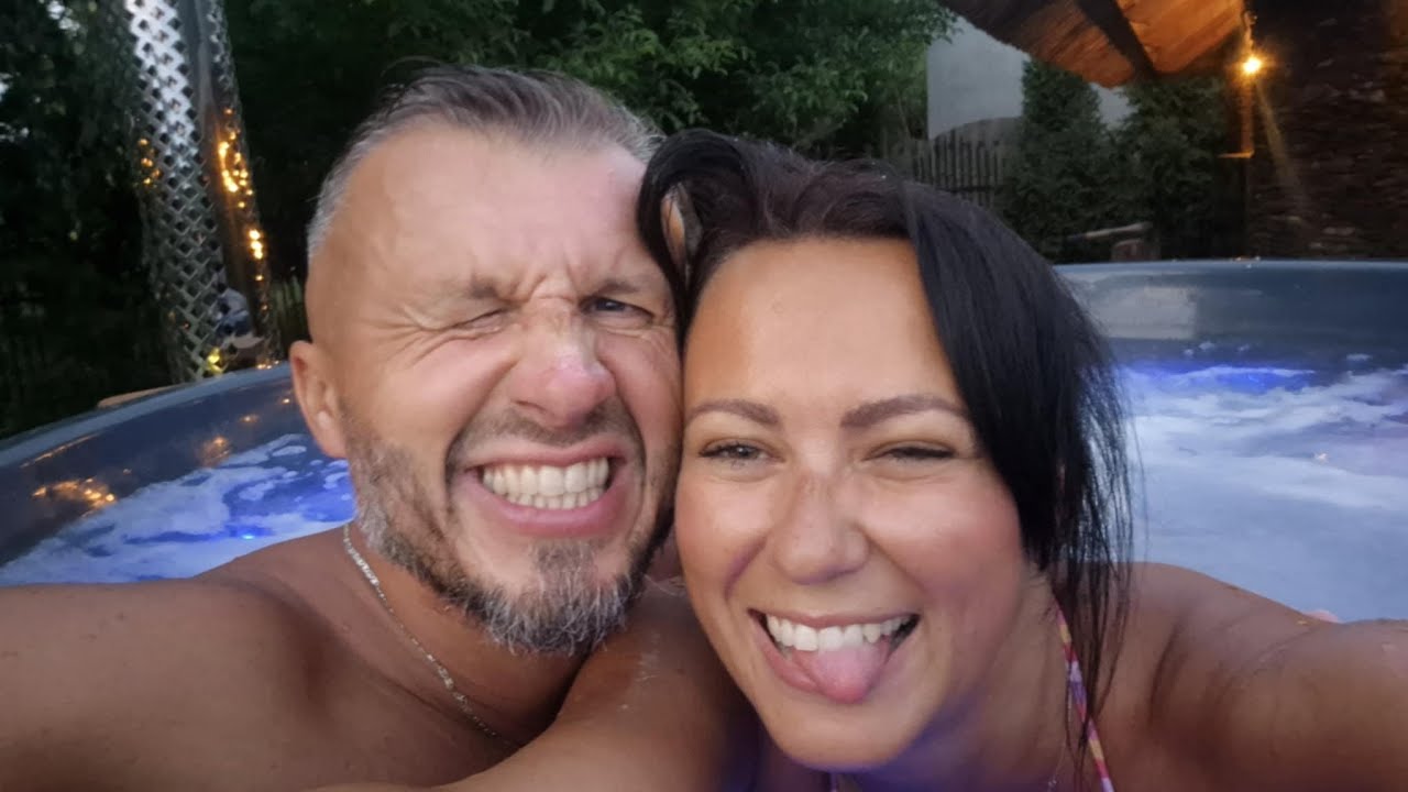 15 rocznica ślubu w ogrodowym jacuzzi / 3 lipca 2025