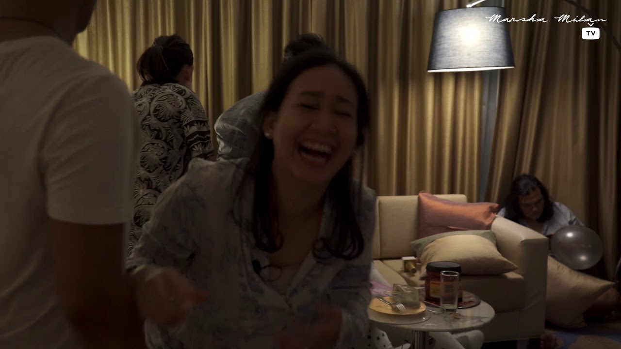 Marsha dan rakan-rakan PRANK manager sampai menggigil.