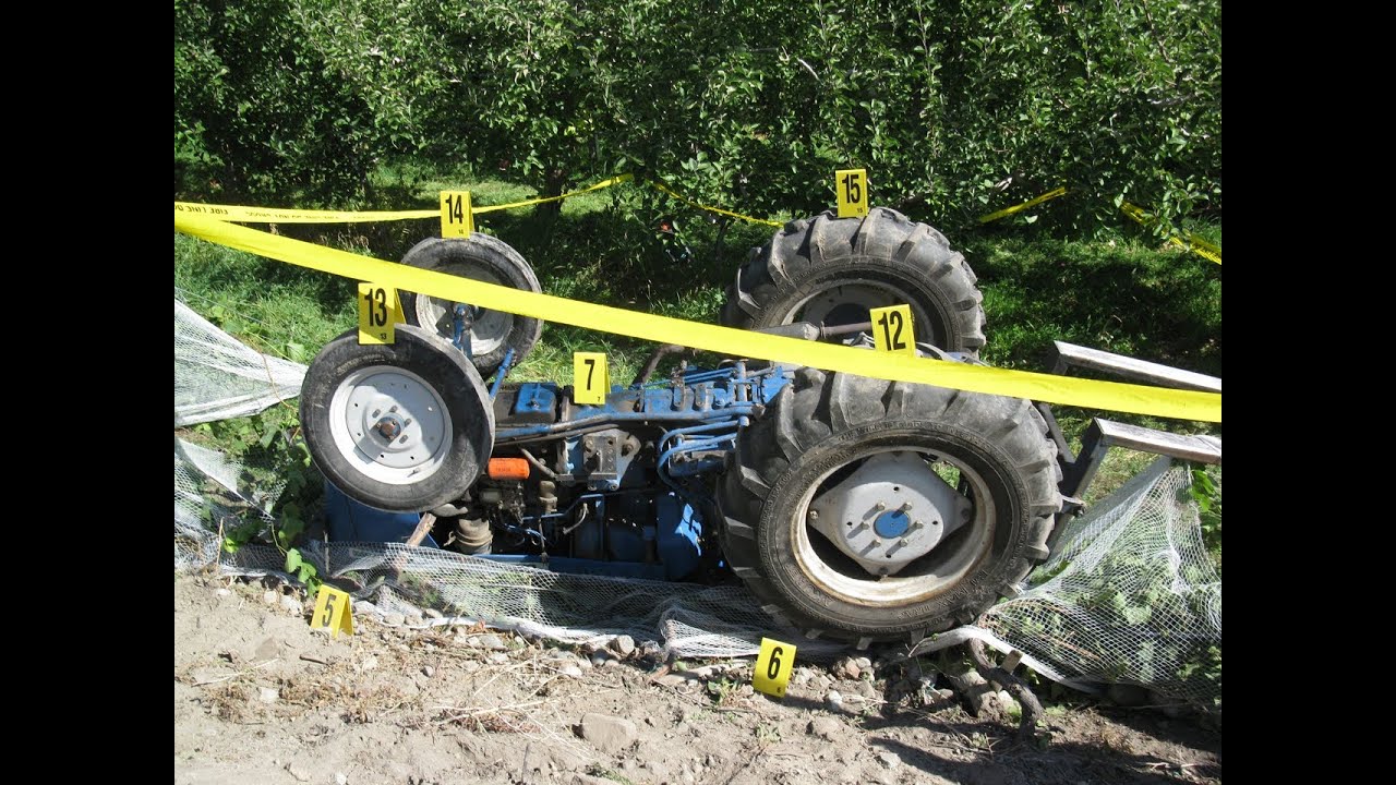 Three Crushed in Tractor Rollovers (Spanish)