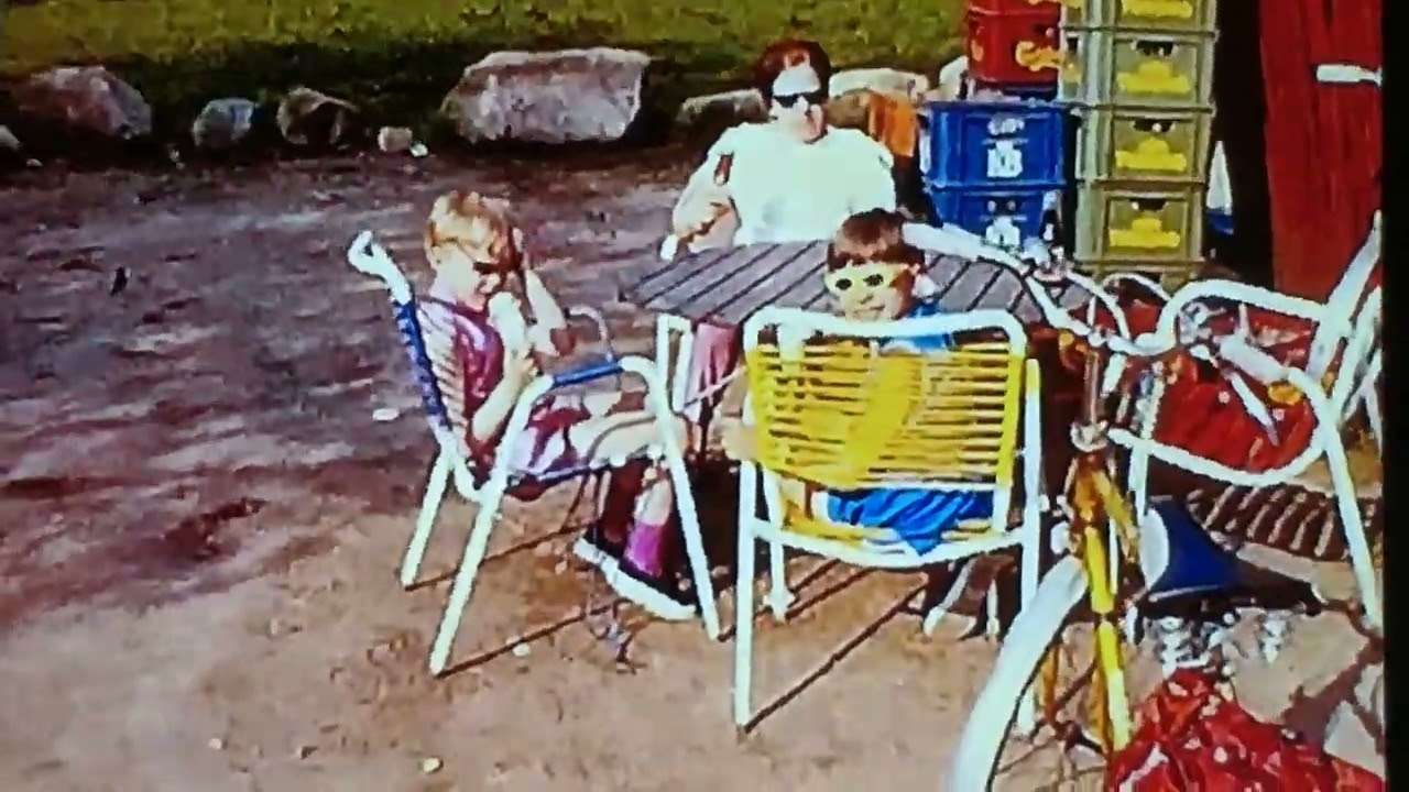 Smalfilm: Pia og Tina sjipper...og far😊