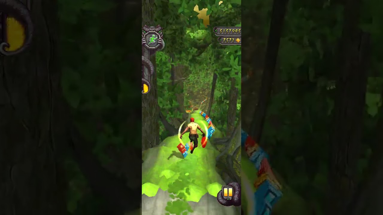 Playing Temple Run because I’m bored lol