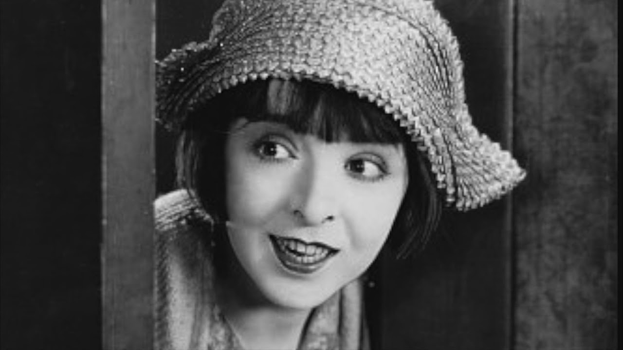 Colleen Moore's Influence on American Women