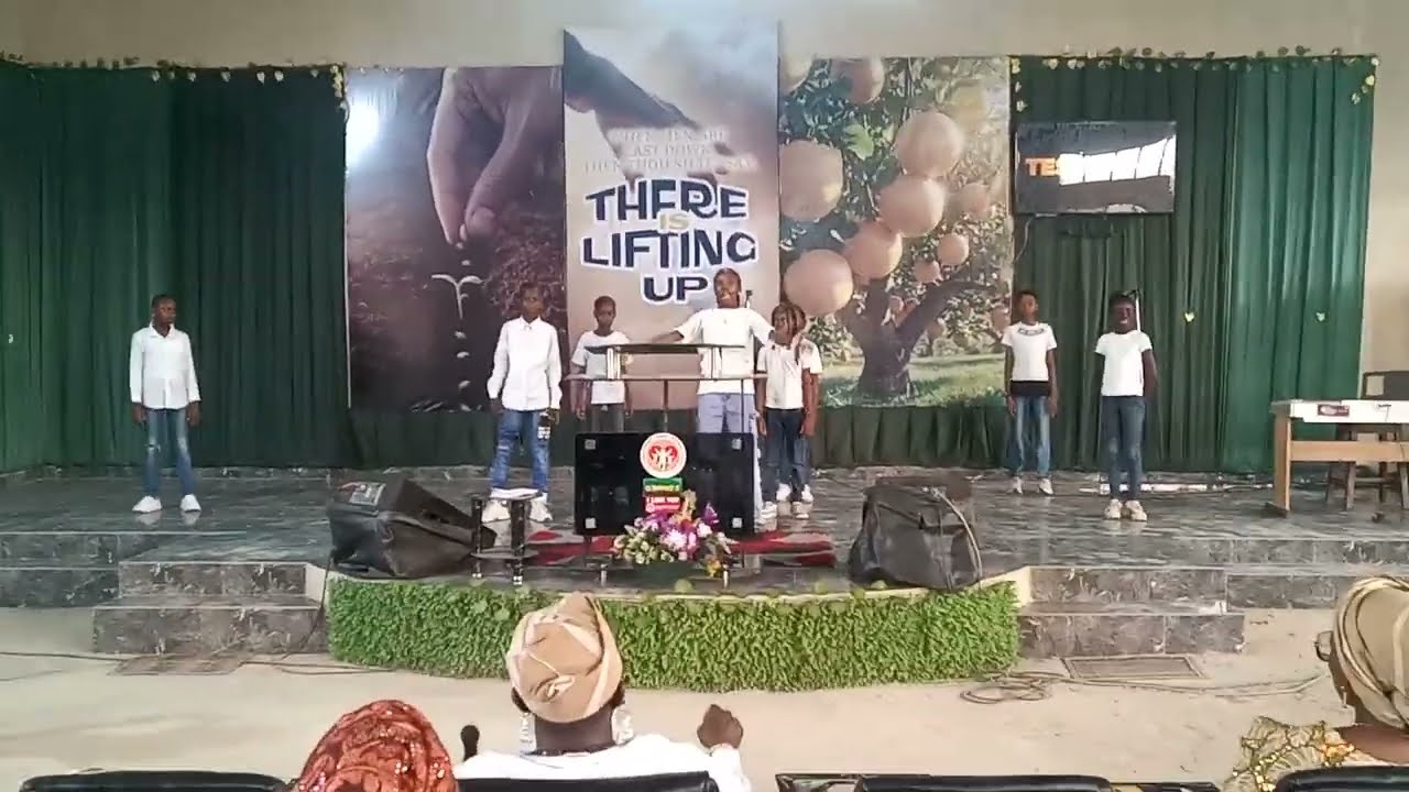 FIRST PRESENTATION IN2026 REFRESH YOUR MIND WITH NEW DANCE STEPS👏👏👏👏👏