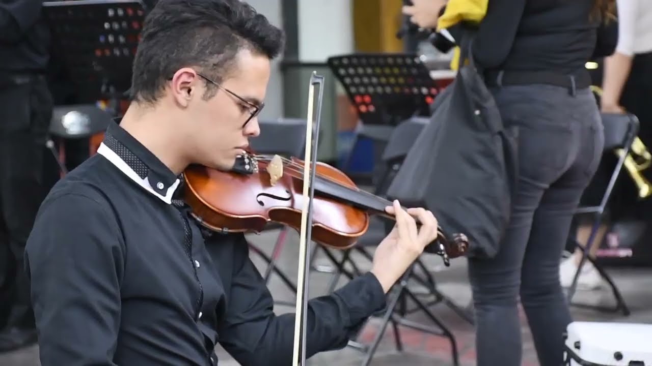 BROLL CONCIERTO SINFONICA INJUVE HD