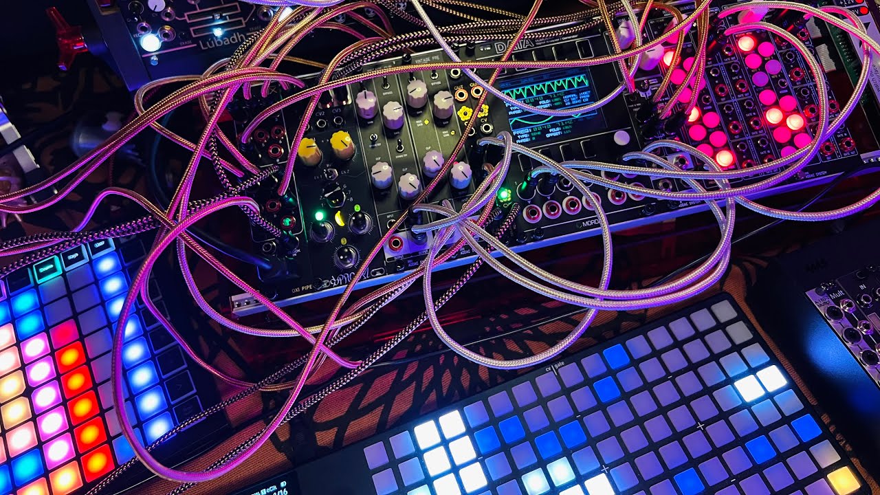 Modular noodling 2024/02/16: Mordax DATA, ADDAC207 Intuitive Quantizer