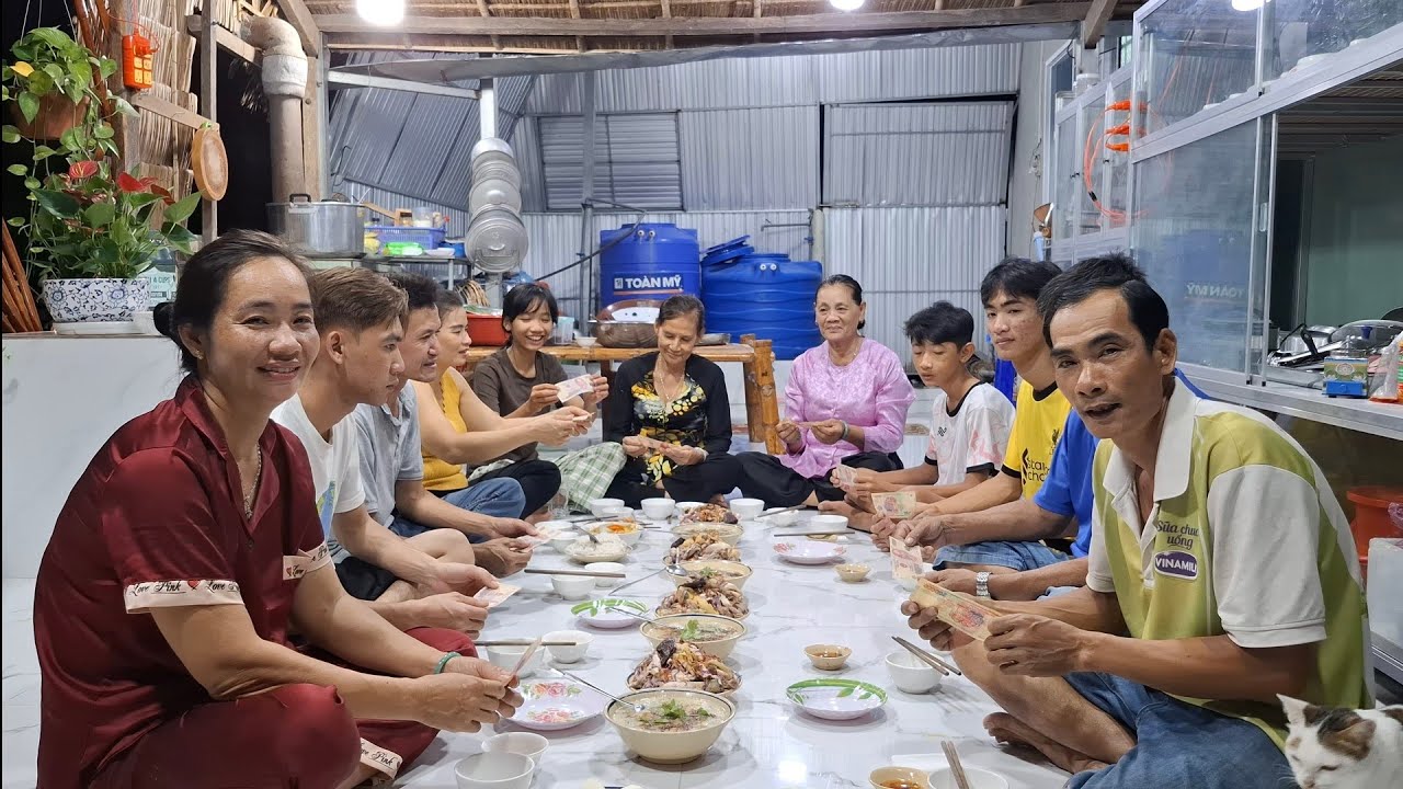 Cả Nhà Ai Cũng Vui Khi Nhận Được Số Tiền Của Bác Hùng Gởi Tặng ! |BĐMV&Family