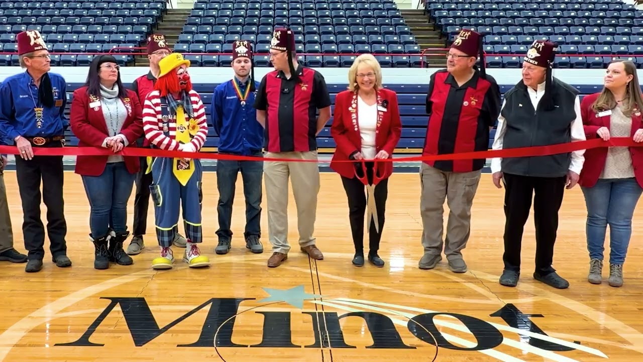 Ribbon Cutting - Shrine Circus