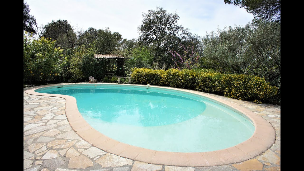 Fréjus - Villa R+1 de 169 m² 4 ch - terrain de 2 006 m²